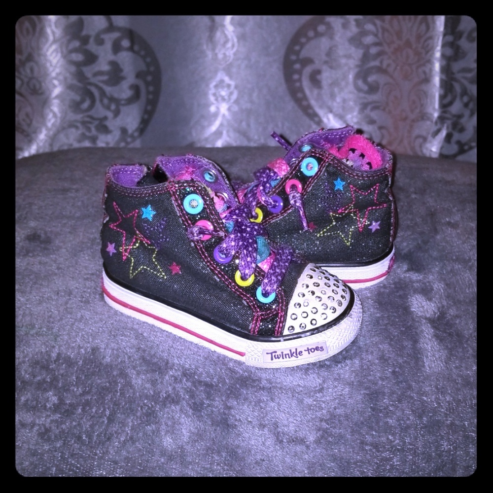 TWINKLE TOES